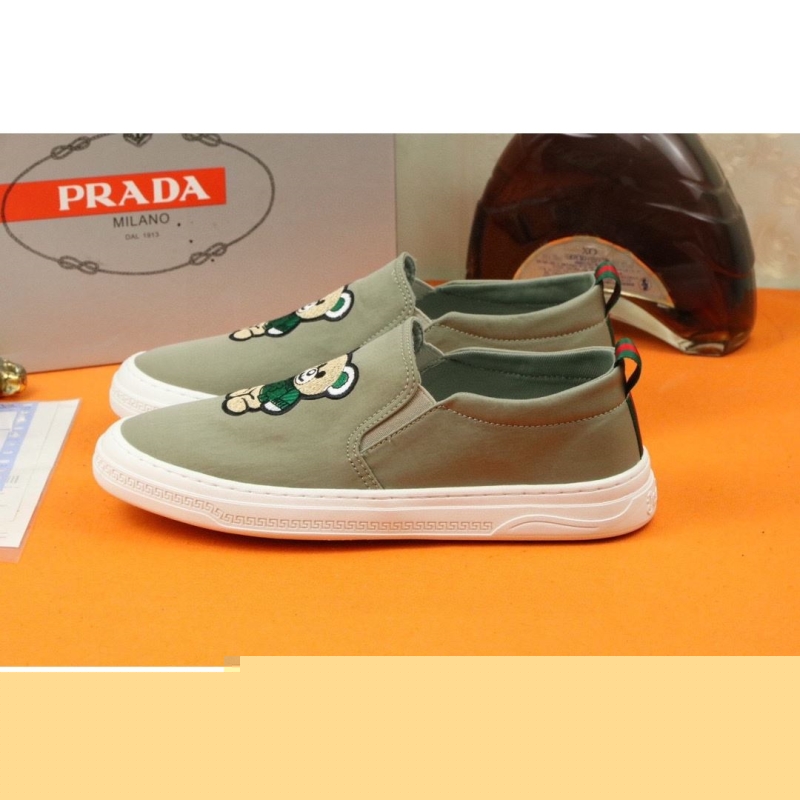 Pra*a casual shoes